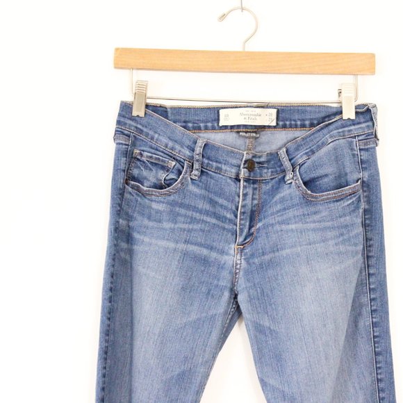 *Abercrombie & Fitch Medium Wash Mid Rise Skinny Jean - Picture 4 of 7